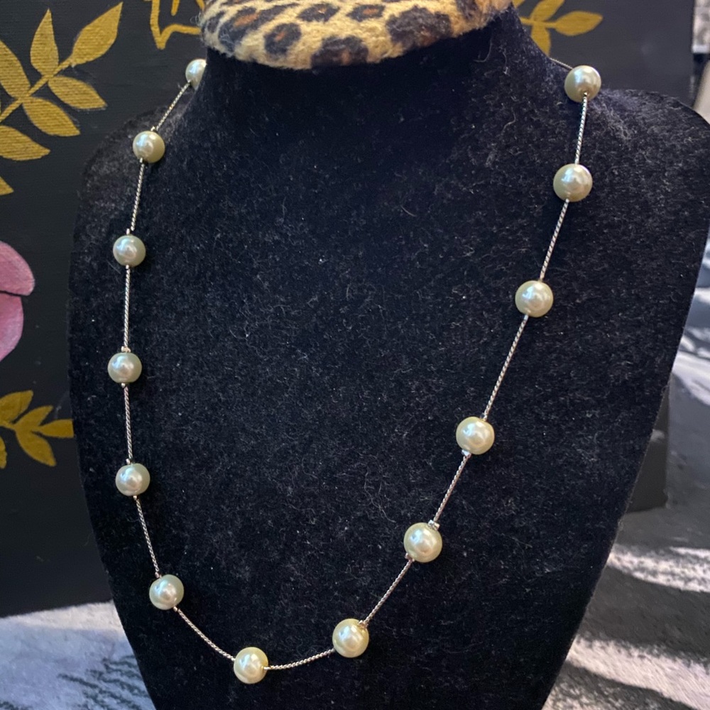 Pearl necklace